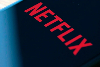 奈飞遭截胡对手直接恶意收购