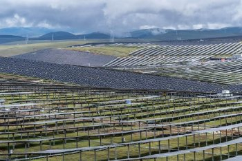 5家光伏龙头合计预亏超289亿