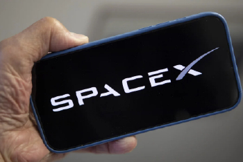 SpaceX将收购低频段频谱