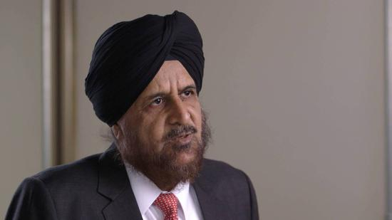 图为沃顿商学院高管教育副院长贾格莫汉-拉古（Jagmohan Raju）教授