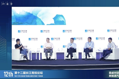励建立：未来智能汽车是一个互联网化的移动办公室