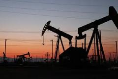 纽约原油期货价格周五收跌