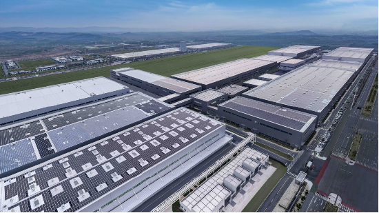 衢州极电工厂是全球最大的三电及储能系统智能制造综合基地