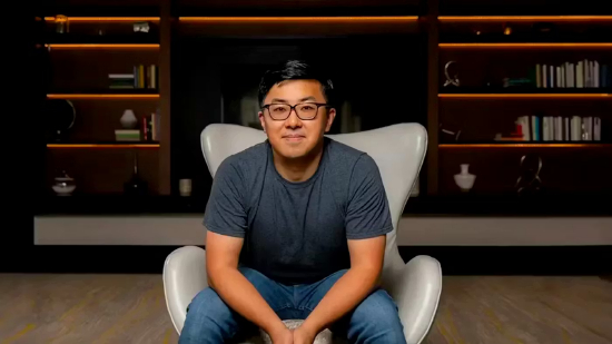 SES AI 首席执行官胡启朝