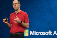 微软发布新一代高性能 AI 推理芯片