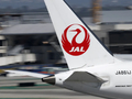 劳动力短缺加剧，日本航空公司于东京羽田机场启动人形机器人试点