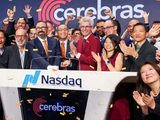 AI芯片制造商Cerebras上市首日飙升75% 此前完成年内最大IPO