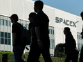 SpaceX在IPO后不到两周，通过债券发行筹集250亿美元