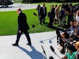 特朗普将就阻止白宫封禁MS NOW、CNN和Politico的命令提出上诉