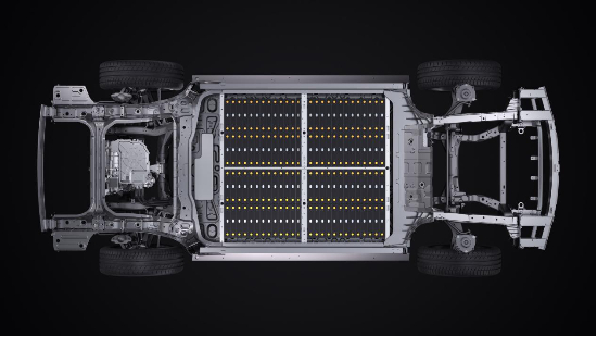 行业首发新能源黄金动总（CTC电池+油冷电驱）