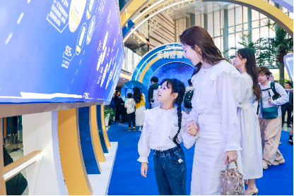 “突破探索 高能启航”美赞臣高等生新品上市发布会活动现场