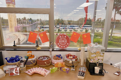 图：海南航空海口基地海口乘务准备室暖心角