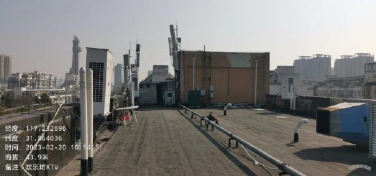 （未破坏前的基站）