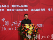 刘永好花式夸马云：有几个企业家敢于50多岁退休？