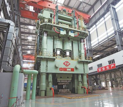 8万吨模锻压机。 　　图片来源：中国机械工业集团有限公司官方网站