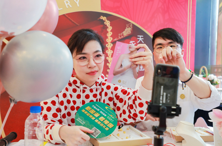 老字号豫园商城天猫618期间在直播