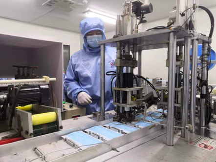 疫情期间卡奥斯赋能山西侯马口罩生产线