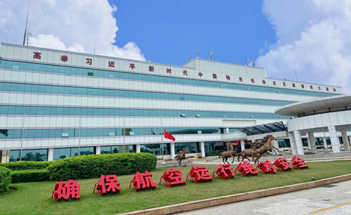 图：走进海南航空海口美兰基地。