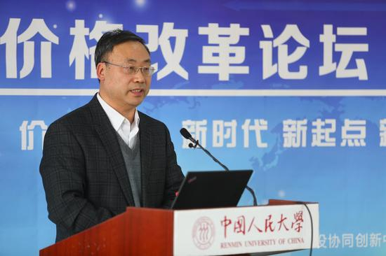 图为中国人民大学公共管理学院常务副院长许光建。