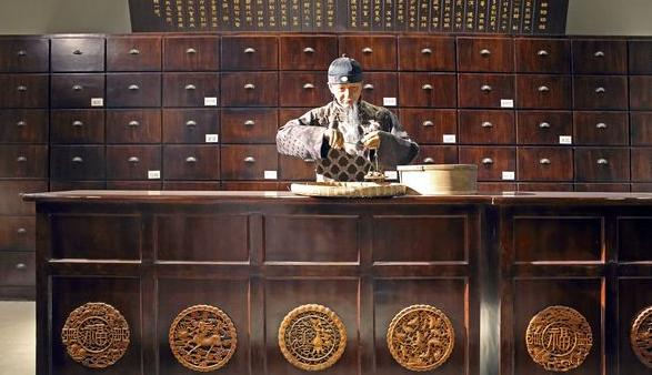 古代的药铺里有三宝，除了算盘和砚台之外，第三宝不常见