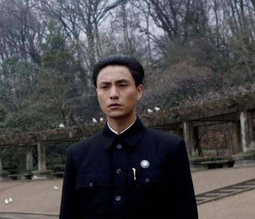 花花公子孔令侃竟要娶舅舅的小姨妹为妻,是伤害蒋经国最深的人|宋美龄|孔祥熙|宋子文|扬子|白兰花_新浪新闻