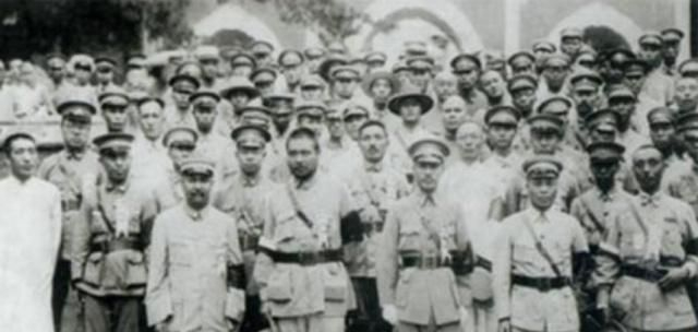 国民党在1926年北伐时,为何只打张作霖,吴佩孚和孙传芳?|北洋政府_新浪新闻