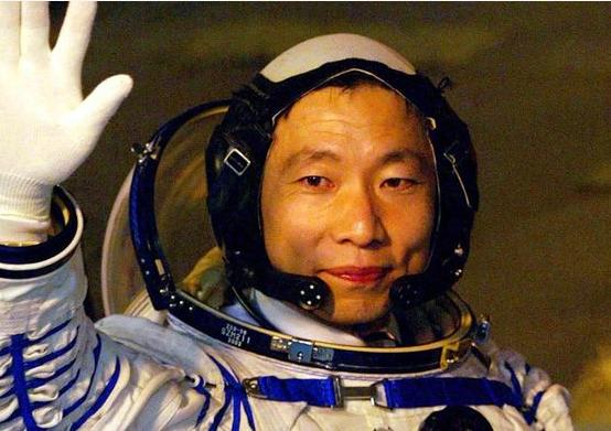 为何杨利伟只去了一次太空?自传中亲口道出缘由,常人无法想象!