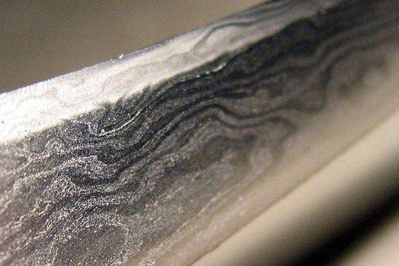 比日本刀贵167倍的镔铁刀，到底是一种什么材料？