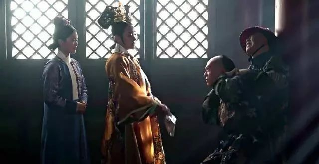 《如懿传》令妃终于干了一件好事,为当皇后勒死进忠|_新浪新闻