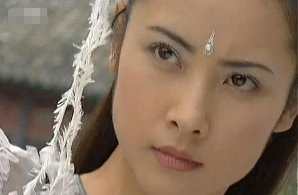 曾经最美蚌精,30出头不断演妈妈辈,如今却成了金花婆婆!