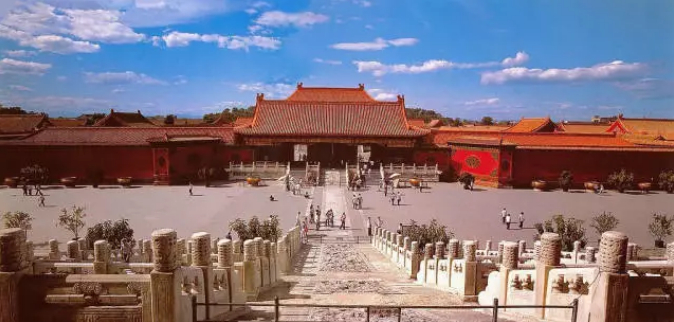 图说丨故宫的“门”,形态各异,各有讲究|神武门|乾清门|太和门|门洞|午门_新浪新闻