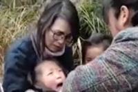 父母返城打工 小姐妹大哭追喊妈妈别走