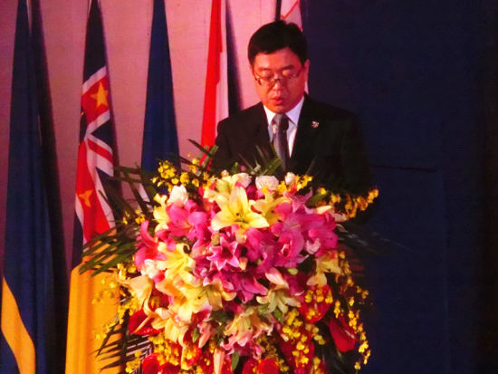 参会领导发表讲话