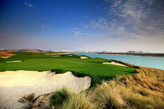 亚斯林克斯高尔夫球场(Yas Links Golf Course)