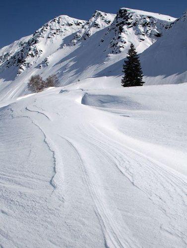 阿勒泰滑雪场