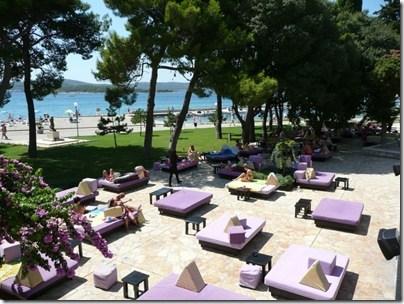 Lavender bed-bar