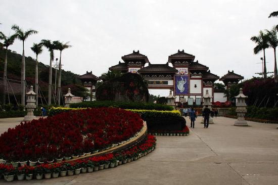 南山佛教文化公园大门