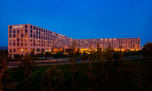 位于首都机场的希尔顿酒店外观