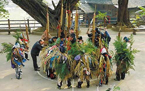 “鸭变”们在吹芦笙