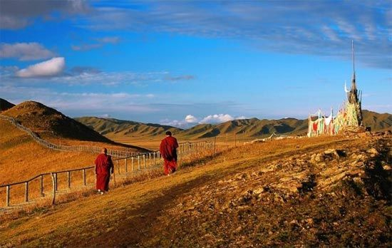 拉萨，精神的家园