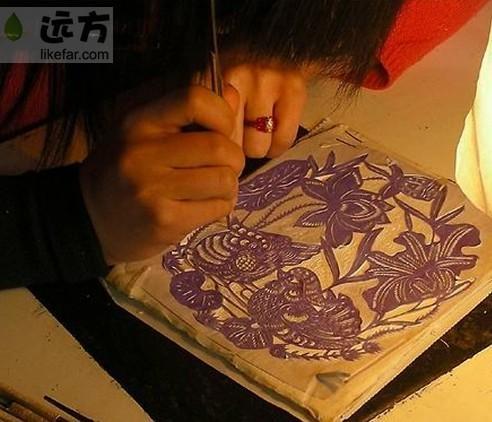 点击图片进入下一页