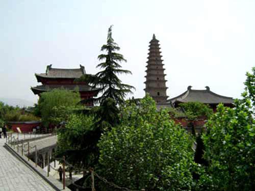 莺莺塔