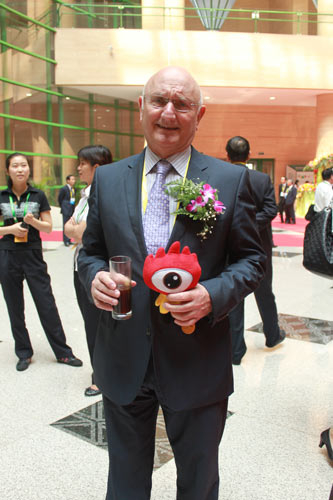 世界旅游业理事会总裁Jean-Claude Baumgarten先生接受新浪旅游采访。