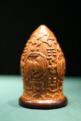 橄榄核雕