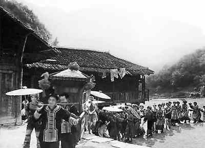 恩施土家族婚礼场景
