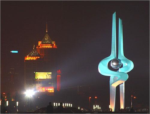 点击图片进入下一页