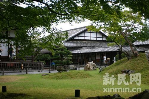台寺的庭院是大师手笔 李天扬 摄