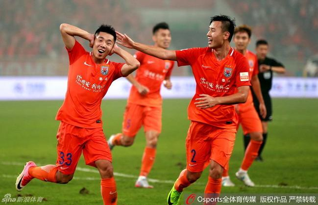 [中超]山东鲁能2-1上海上港