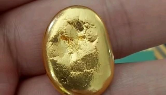 揭秘：高温烧过的黄金需等待冷却后称重