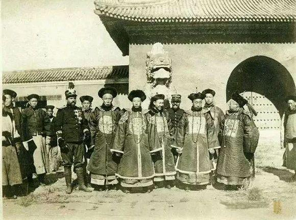 光绪帝存世的唯一一张真实照片|光绪|光绪帝|皇帝|慈禧太后|慈禧_新浪新闻